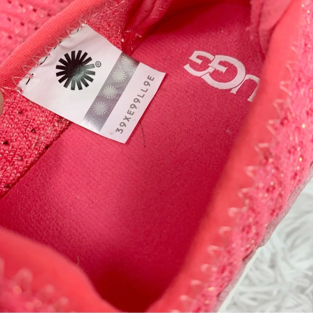 UGG girl Pink Caplan Slip-On Shoes shimmer metallic coral‎